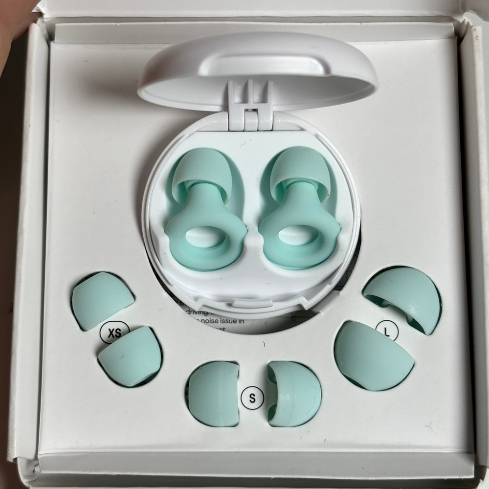 Loop Unisex Earplugs OS Mint Silicone Quiet Noise Reduction Hearing Protection